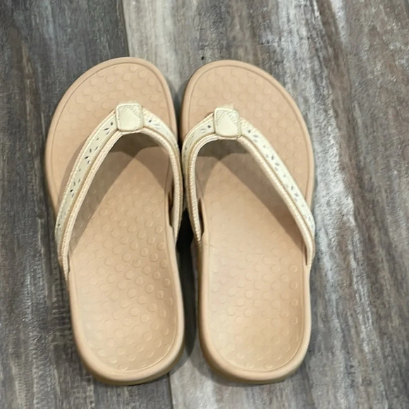 Vionic Sandals Casandra Sandals Flip-flops size 5 - Picture 3 of 6